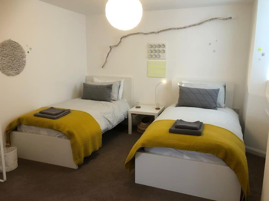 No 1 Town Apartment Сидмаут Экстерьер фото